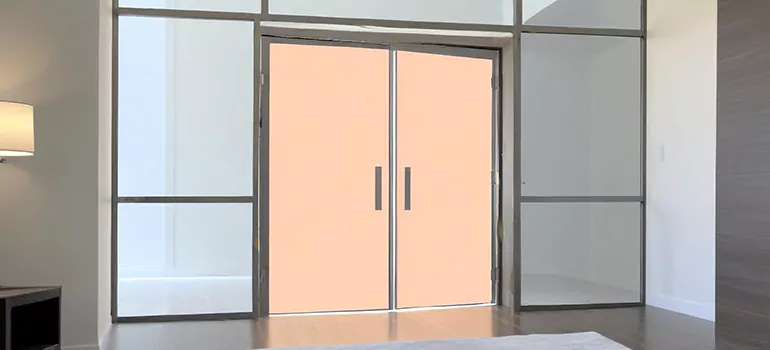 Professional Accordion Door Repair in Palm Beach Gardens, FL