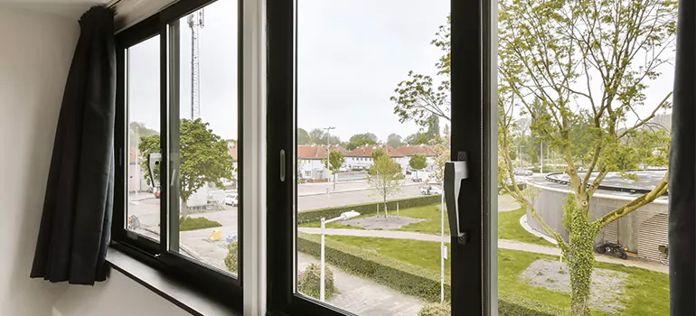 Aluminum End Vent Slider Windows in Palm Beach Gardens, FL