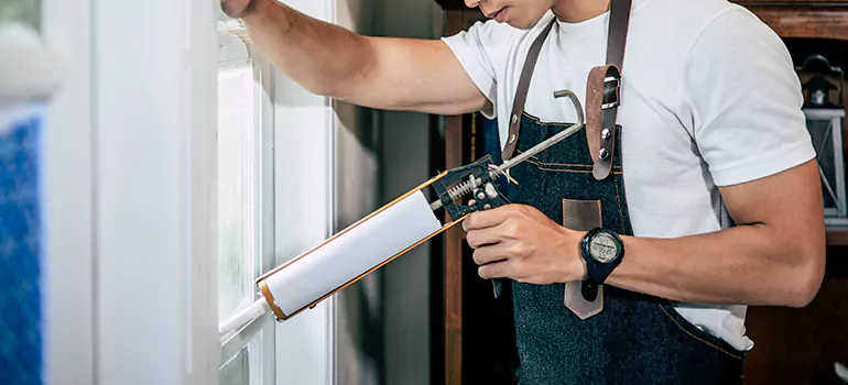 Window Caulking Contractor in Palm Beach Gardens, FL