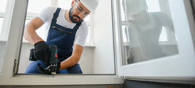 Replace Broken Window Pane in Palm Beach Gardens, FL