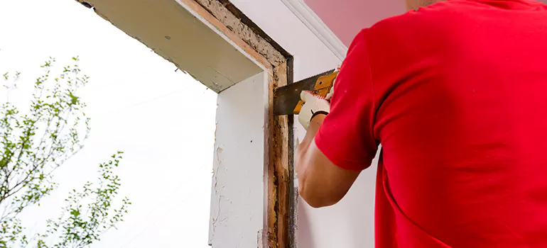 Residential Accordion Door Repair in Palm Beach Gardens, FL