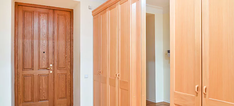 Glass Closet Door Repair in Palm Beach Gardens, FL